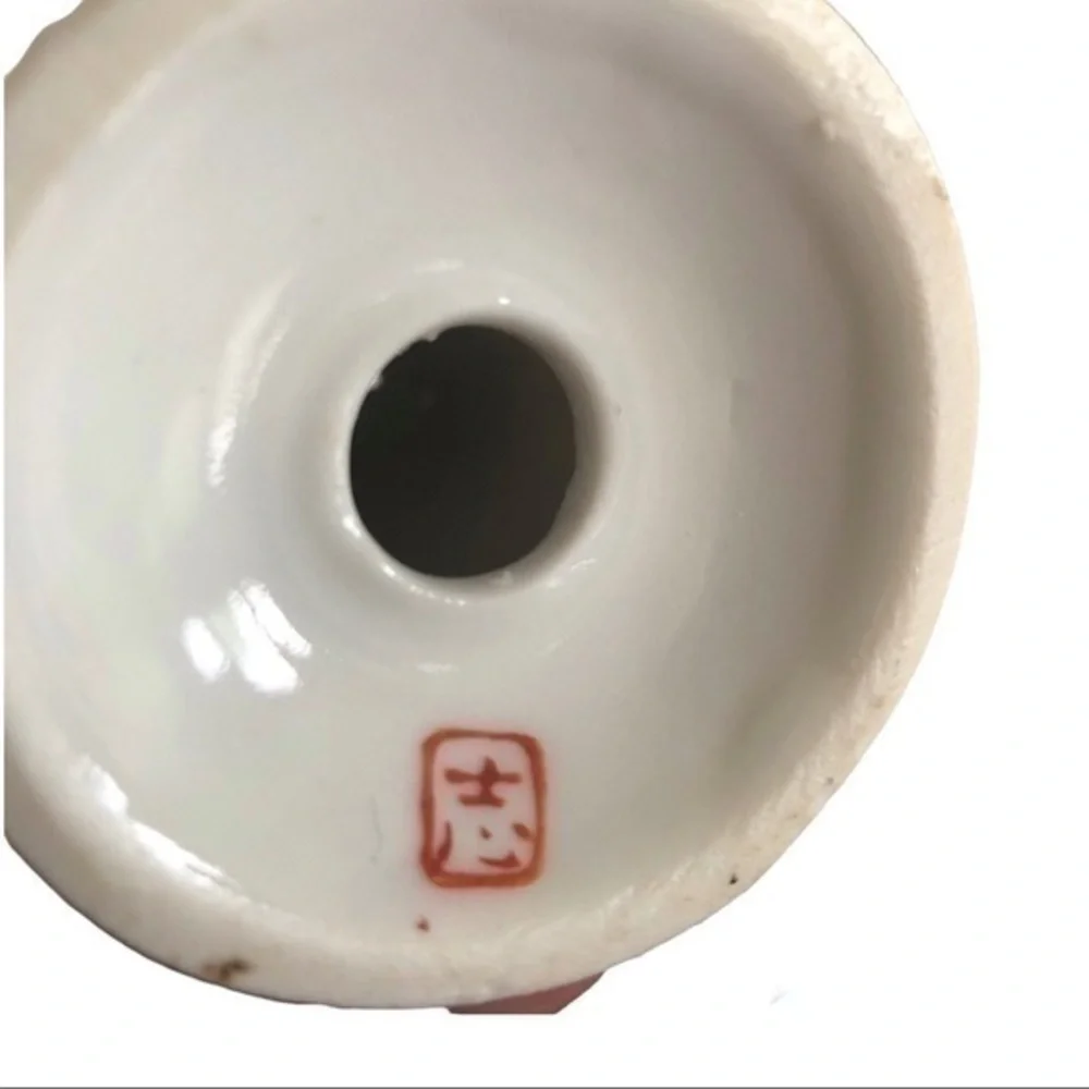 Beautiful Japanese Painted Salt And Pepper Shaker